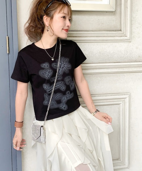 【mily bilet】大人可愛い最旬プリント柄。スプレーライクプリントコンパクトTシャツ（半袖） mi1329024