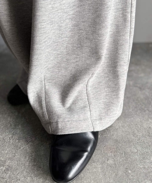 【Classical Origin】「シルエット推し。」アップリケデザインオーバーサイズスウェットパンツ／Applique Detail Oversized Sweatpants co1150046