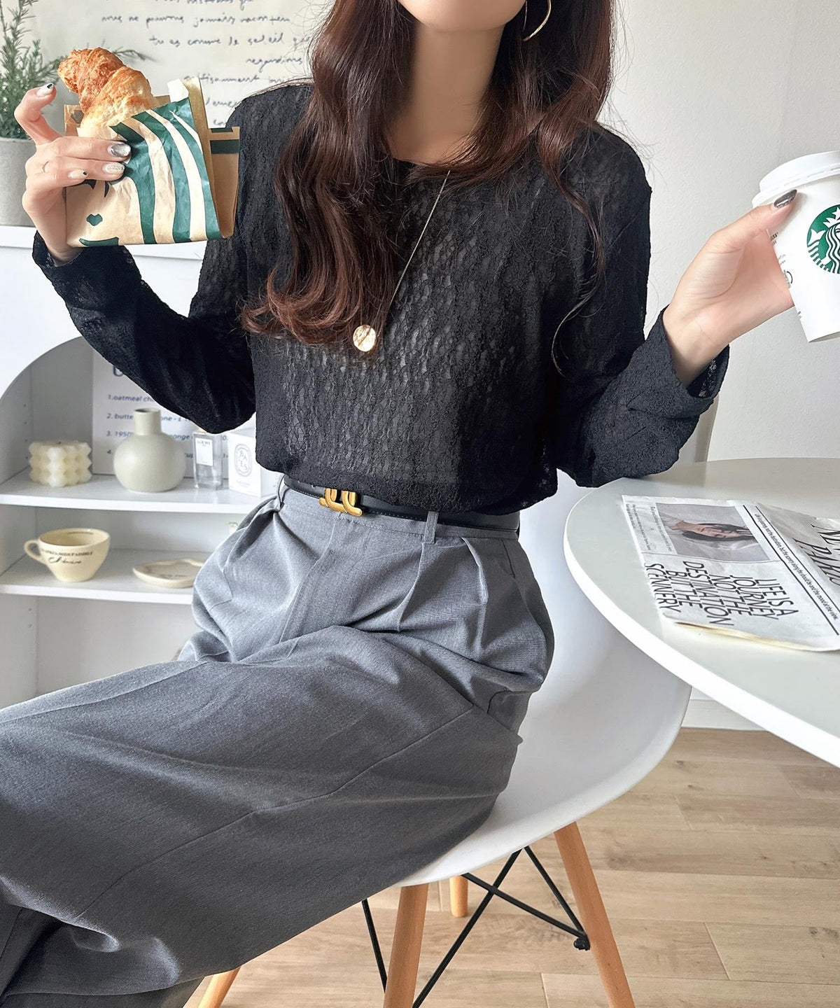 ほどよい透け感が大人上品。総柄シアーレーストップス(長袖) ce1010488