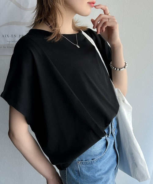 ひんやり素材で涼しく快適に。こなれタックデザインの半袖フレンチスリーブカットソー。（接触冷感機能付き） ce1050264