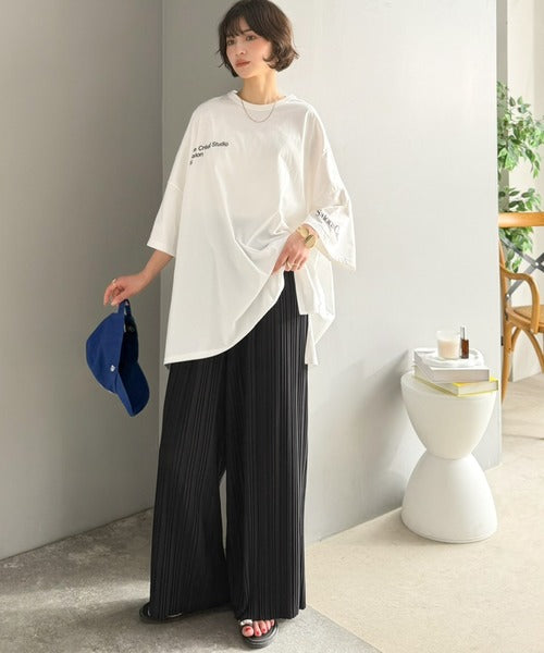 動きやすさと存在感を兼ね備えた着回し抜群の一枚◎セミワイド プリーツパンツ ce1015086