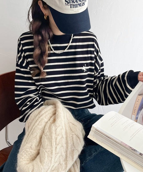 大人リラックススタイル。ワンポイント刺繍モックネック長袖Tシャツ（無地・ボーダー） ce1050216
