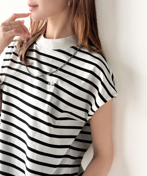 大人女子の上品ベーシック。綿100％シルケットモックネックフレンチTシャツ(刺繍) ce1260395