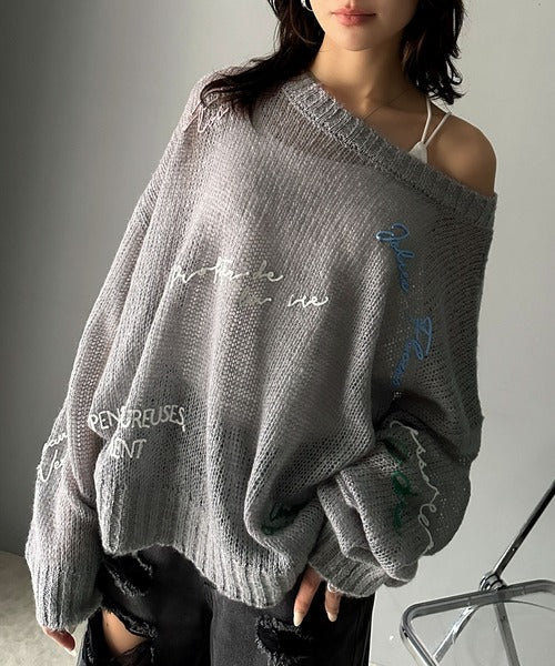 【mily bilet】女性らしさ滲み出る透け感が魅力。透かし編みランダム刺繍ルーズニット mi1029079