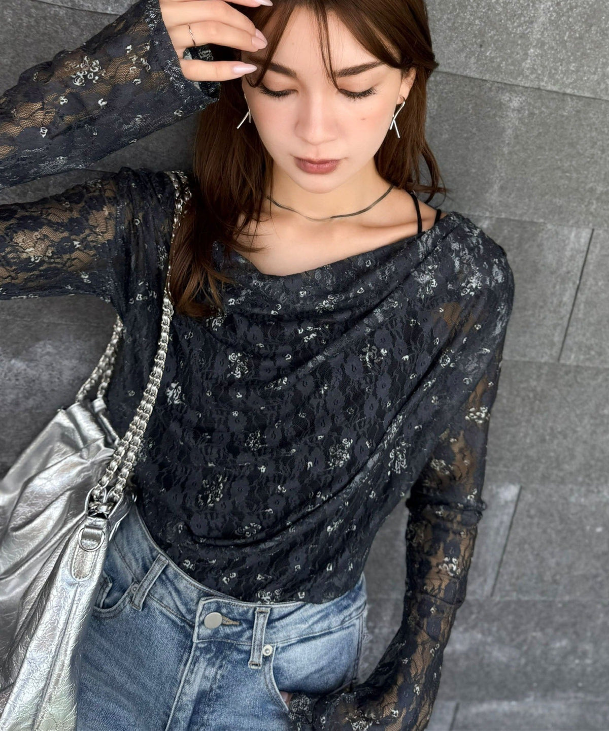 【mily bilet】甘さと上品さを叶える。着回し抜群な花柄レースフラワープリントドレープカットソー(長袖) mi1269005