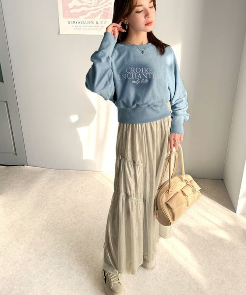 【mily bilet】カジュアルだけどこなれ感たっぷり。ラインストーン＆ぼかしプリント裏毛使いスウェットクロップド丈トップス mi1329014