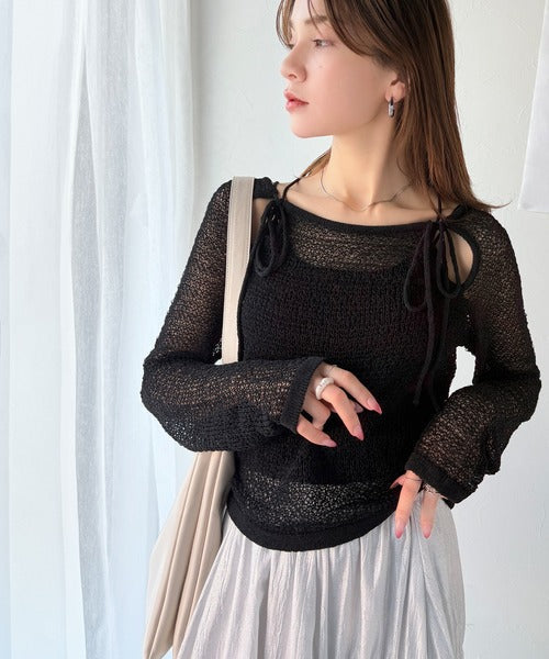 【mily bilet】大人かわいい肌見せを叶える。プレートデザイン前後2WAYメッシュ編み肩リボンニットプルオーバー（長袖） mi1259014