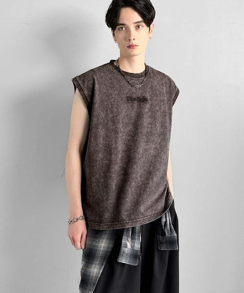 「1枚で主役。」紐刺繍スノーウォッシュ加工ノースリーブTシャツ／String Embroidery Snow-Washed Sleeveless T-Shirt co1150032