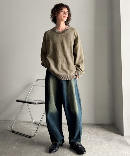 【Classical Origin】「自分ウケ最強。」綿100％刺繍入りピグメント加工Vネックセーター／Pigment-Dyed 100% Cotton Embroidered V-Neck Sweater co0780016