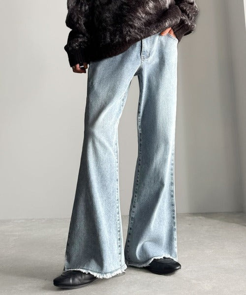 【Classical Origin】「スタイル盛れる。」ブラスト＆裾フリンジ加工ストレッチ素材スリムフレアデニムパンツ／Blasted & Fringed Stretch Slim Flare Denim Pants co0900008