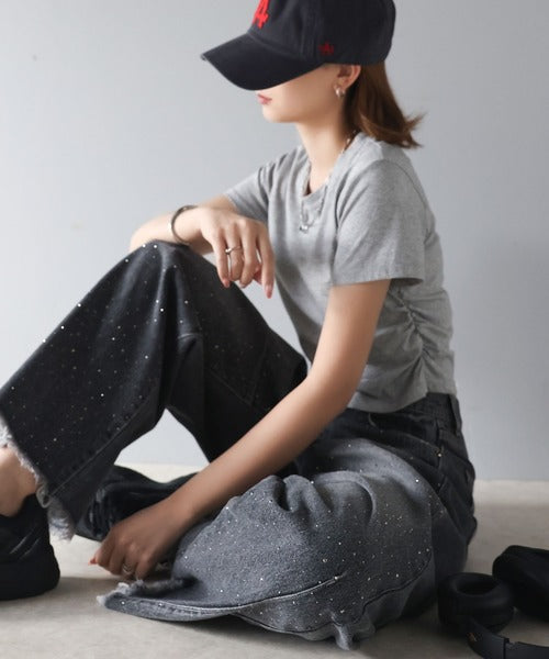 【mily bilet】甘辛のバランスが今年らしい。オーロラストーン付きヴィンテージライクカーブデニムパンツ mi0909003