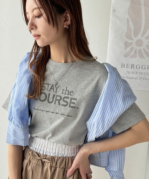 【sustaina+】シンプルなのに格上げ感抜群。オーガニックコットン100%前後2wayロゴ刺繍＆フロッキーTシャツ(半袖) ce1260399