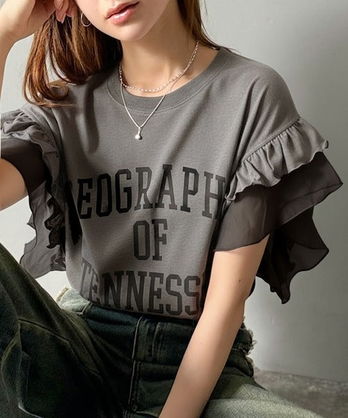 【mily bilet】可愛さふわり2倍増し！ ダブルフリル袖カレッジライクロゴゆるTシャツ mi1329036