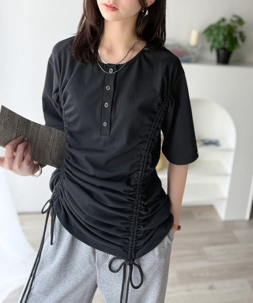 《JaVaジャバコラボ》アレンジを楽しむ、私だけの一枚。前後2wayヘンリーネックドロストチュニックＴシャツ(半袖) jv1010437