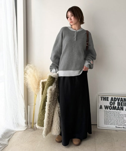 《JaVaジャバコラボ》ふっくら、袖たっぽり。ワッフル編みヘンリーネックオーバーサイズ配色ニット jv1350022