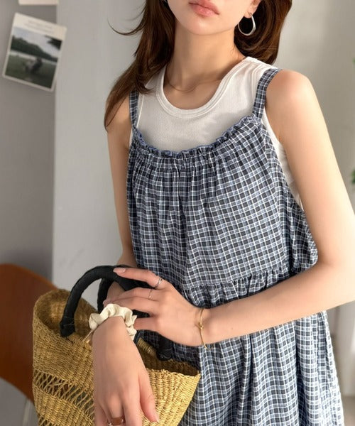 甘さは、さりげなく仕込むくらいがいい。チェックティアードバックリボンキャミロングワンピース ce1070218