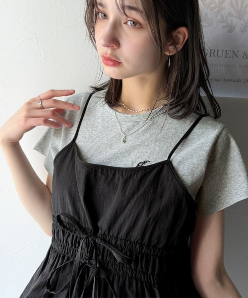 旬のレイヤードスタイルがこれ一着で即完成。ダブルリボン使いキャミ＆ムーン刺繍半袖Tシャツセット ce1265004