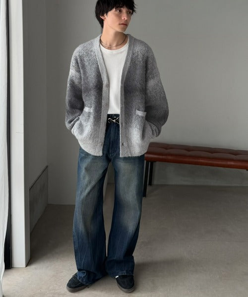 グラデーションボーダー柄Vネックニットカーディガン／Gradient Stripe V-Neck Cardigan co1150120