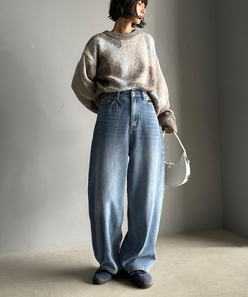 こなれ感抜群の1本。ゆったりシルエットカーブデニムエッグパンツ ce0900012