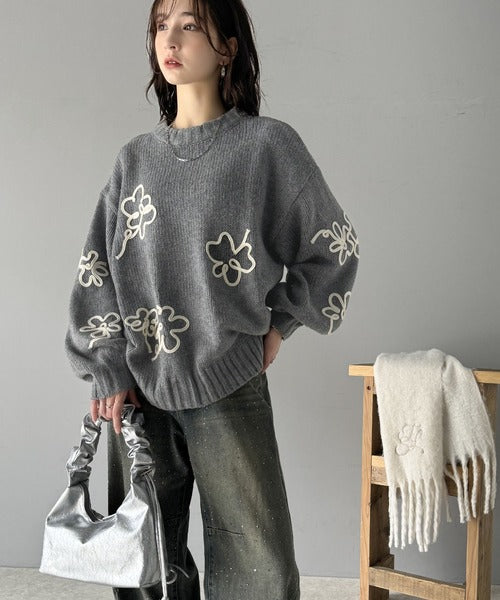 【mily bilet】秋冬のあったかニット。ウールライクフラワーコード刺繍ニットプルオーバーニット mi1149064