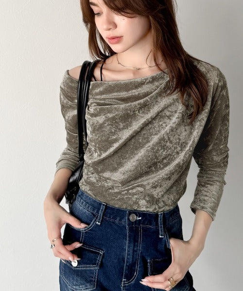 【mily bilet】一歩先のオシャレにアップデート！クラッシュベロアワンオフショルドレーププルオーバー（サムホール付き） mi1269007