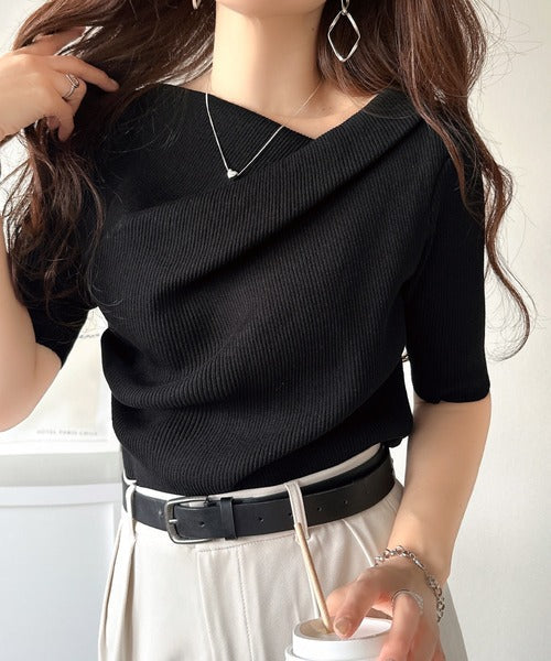 1枚で雰囲気美人。暑い日も、やっぱり上品でいたい。5分袖ドレープニット（半袖） ce1260474