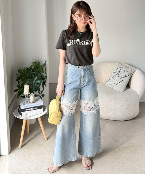 【mily bilet】フロント刺繍でさりげなく華やぐ♪ 立体花モチーフＴシャツ（半袖） mi1359053