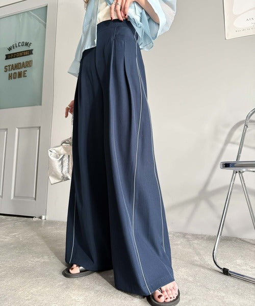 トレンドライクな美シルエット。パイピングジャージワイドパンツ（接触冷感機能・防シワ加工付き） ce0940225