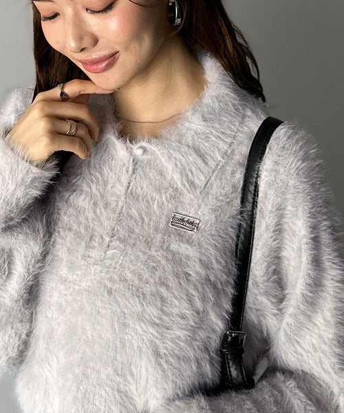 【mily bilet】カジュアルな大人ふんわり。メタルプレート使いフェザーシャギーポロニット（長袖） mi1029134