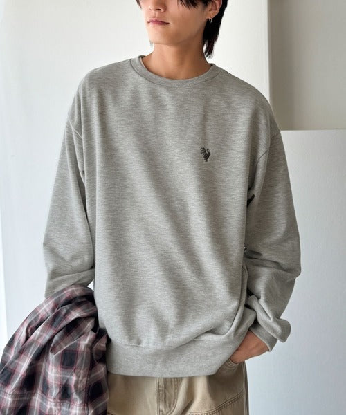 【Classical Origin】バックスタイルで魅せるベーシックな一枚。Rooster Back Embroidered Sweat Trainer／ルースターバック刺繍スウェットトレーナー co1010039