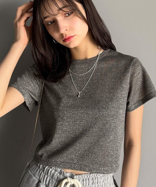 さりげなく輝くラメが主役。ラメ入りショート丈Tシャツ（半袖） ce1110124