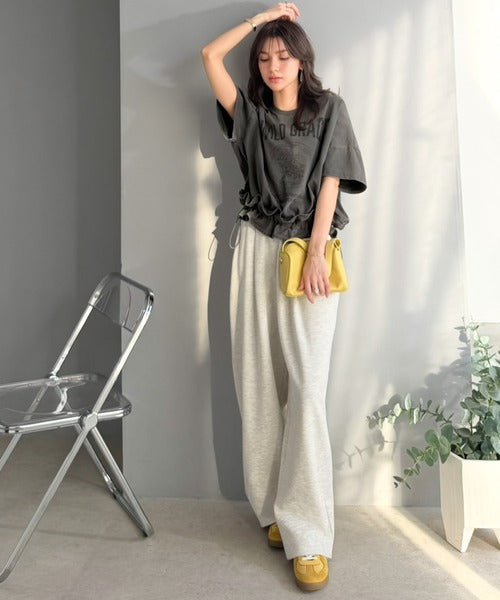 【mily bilet】甘辛バランスが叶う！綿100％ゆるシルエット裾ドロストフリルプリントTシャツ mi1329075