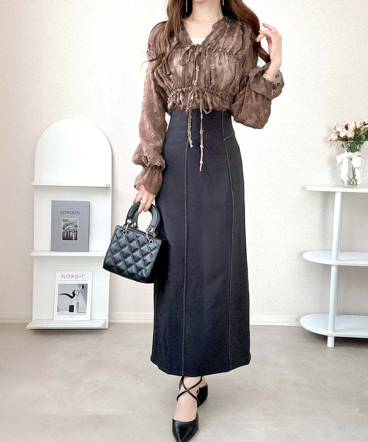 【mily bilet】透け感シフォンでつくる、大人の可憐スタイル。花柄シフォンカーデブラウス（長袖） mi1019105