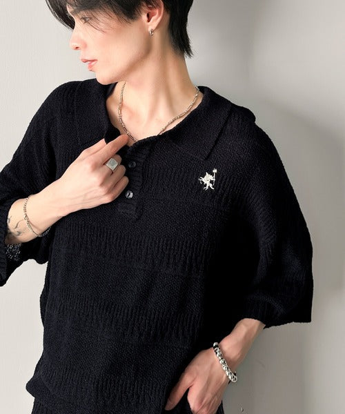 一枚で大人のラフスタイルが決まる。ワンポイント刺繍ブークレポロニットトップス(半袖) cm1260392