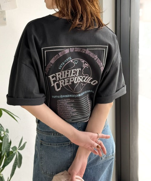 《JaVaジャバコラボ》背中で語る。綿100％バックグラフィック刺繍Tシャツ（半袖） jv1050357