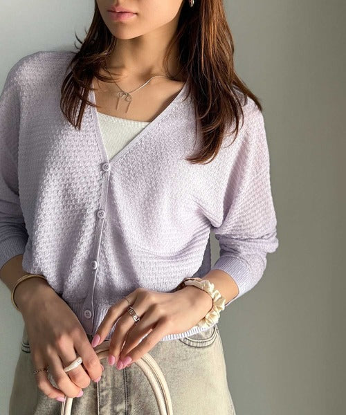 【mily bilet】抜け感とキラ感、どっちも欲張るのが正解◎箔プリントメッシュショート丈Vネックカーディガン(長袖) mi1259016
