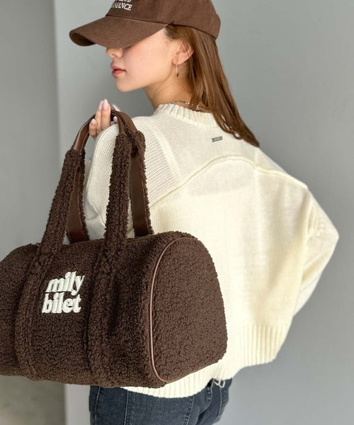 【mily bilet】ふわもこ感がたまらない主役バッグ♪ロゴ刺繍ボアボストンバッグ mi1179067