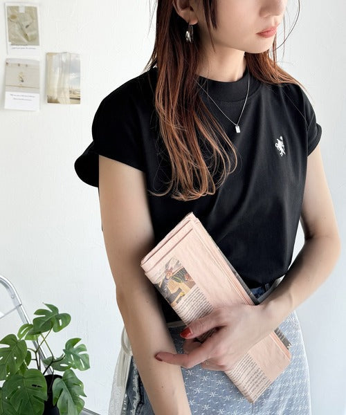 大人女子の上品ベーシック。綿100％シルケットモックネックフレンチTシャツ(刺繍) ce1260395
