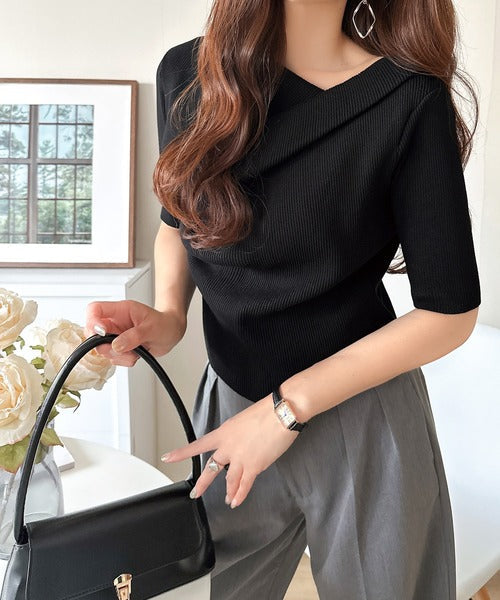 1枚で雰囲気美人。暑い日も、やっぱり上品でいたい。5分袖ドレープニット（半袖） ce1260474