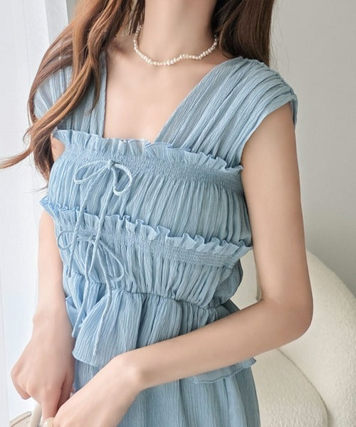 【mily bilet】一枚で主役級！大人フェミニンなシャーリングフリルティアードワンピース mi1019135