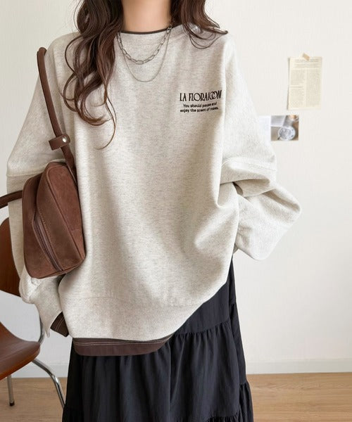 《JaVaジャバコラボ》着るだけでレイヤード上級者！配色刺繍レイヤード風オーバーサイズ裏起毛プルオーバー jv1050390