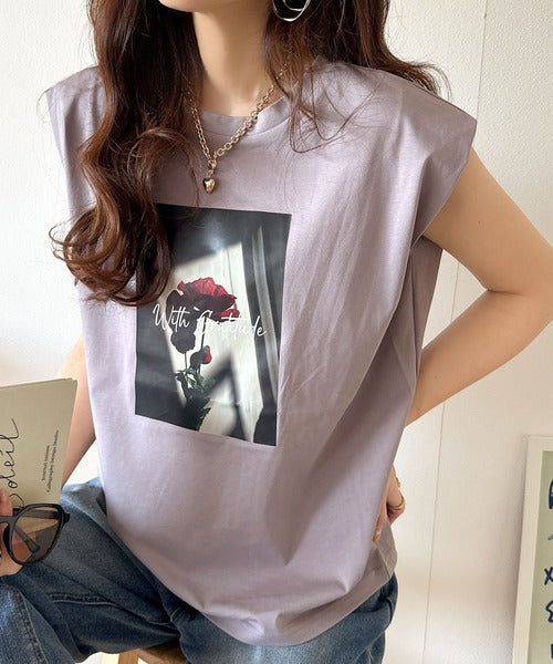 シンプルなのに着映える！お花フォトプリントシルケット加工フレンチスリーブTシャツ ce1020197