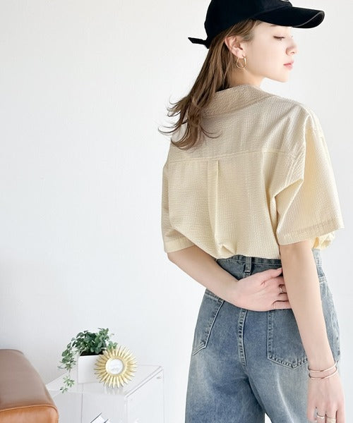 《Javaジャバコラボ》一点投入で好印象コーデ。胸刺繍サッカー素材ハーフジッププルオーバー jv1260175