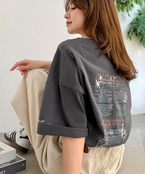《JaVaジャバコラボ》男女お揃い可◎ヴィンテージムード漂う。綿100%バックムービーグラフィック 飛び刺繍オーバーサイズTシャツ（半袖） jv1260624