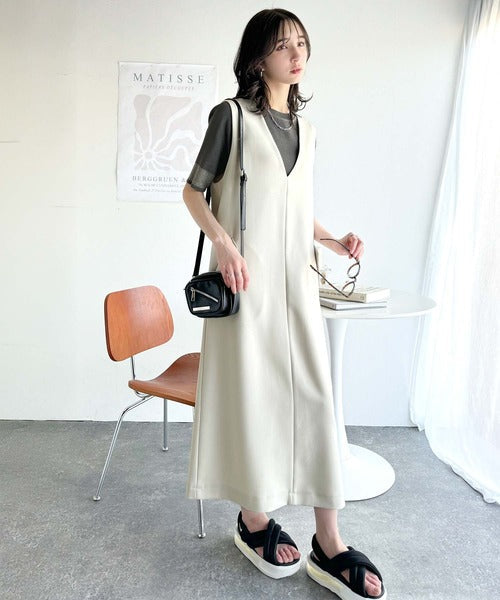 上品リラクシーstyle。ポケット付Vネックワンピース ce1260076