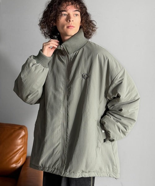 【Classical Origin】「防寒高機能。」リブハイネック中綿入りモンスターオーバージャケット／Ribbed High-Neck Padded Monster Oversized Jacket co1010036