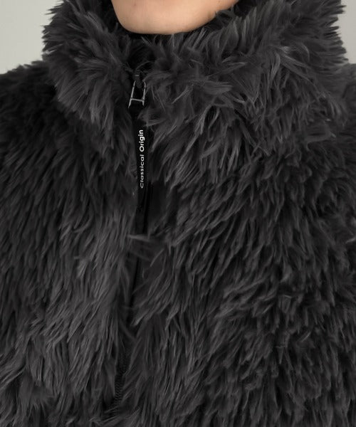 【Classical Origin】「一瞬で惹かれる。」シャギーファーショート裏配色ショートジャケット／Shaggy Faux Fur Short Jacket with Contrast Lining co1010037