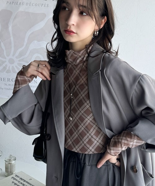 洗練された魅力を引き出す。チェックシアーハイネックメロウトップス（長袖） ce1010418