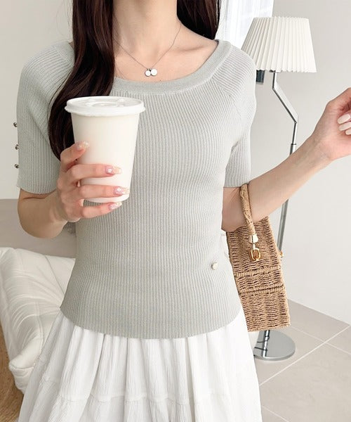 【mily bilet】大人可愛い抜け感！袖開きボタンサマーニット(半袖) mi1029117