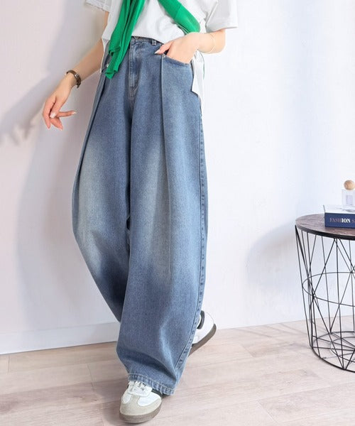 《JaVaジャバコラボ》頑張らない日の“正解ボトム”。フロントタックハイウエストコクーンデニムパンツ jv1400007